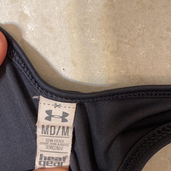 Under Armour razorback tank - Picture 4 of 7